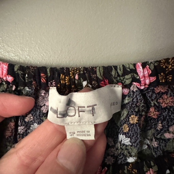 Loft Floral Black Blouse - Picture 2 of 4